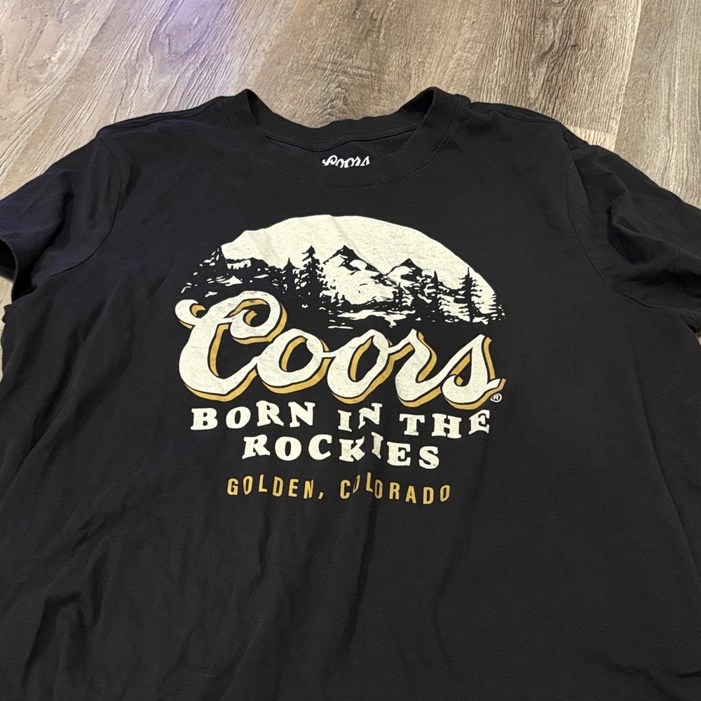 Coors Black Graphic Tee - Short Sleeve